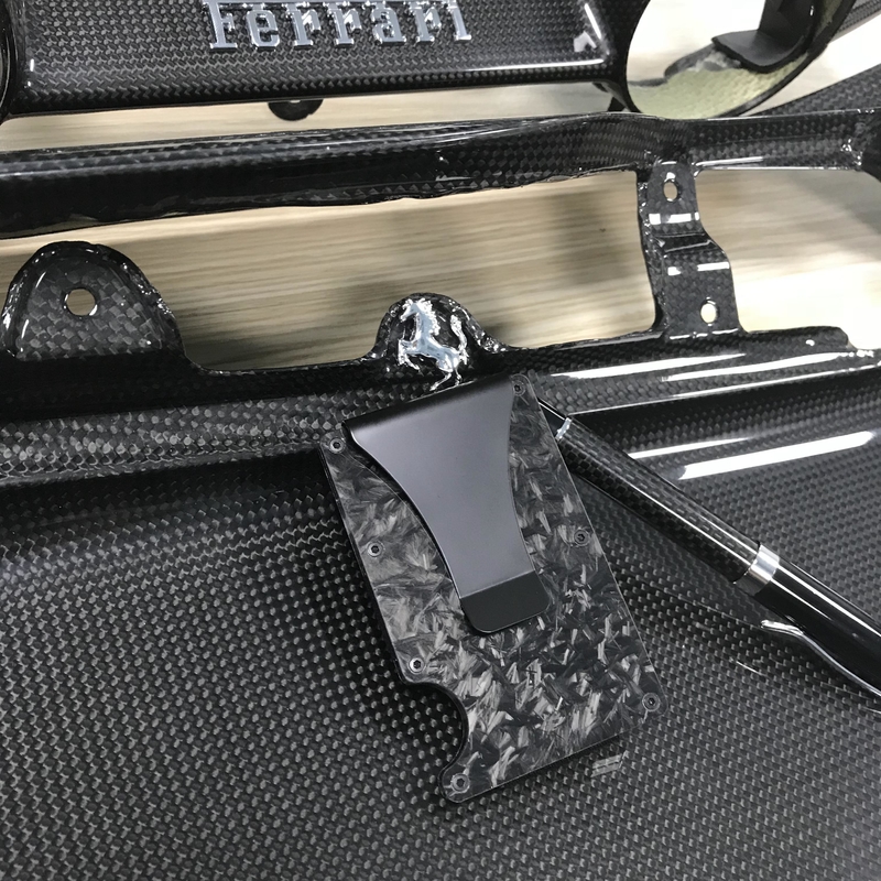 Durable Mini Forged Carbon Fiber Credit Card Holder Wallet With RFID Block